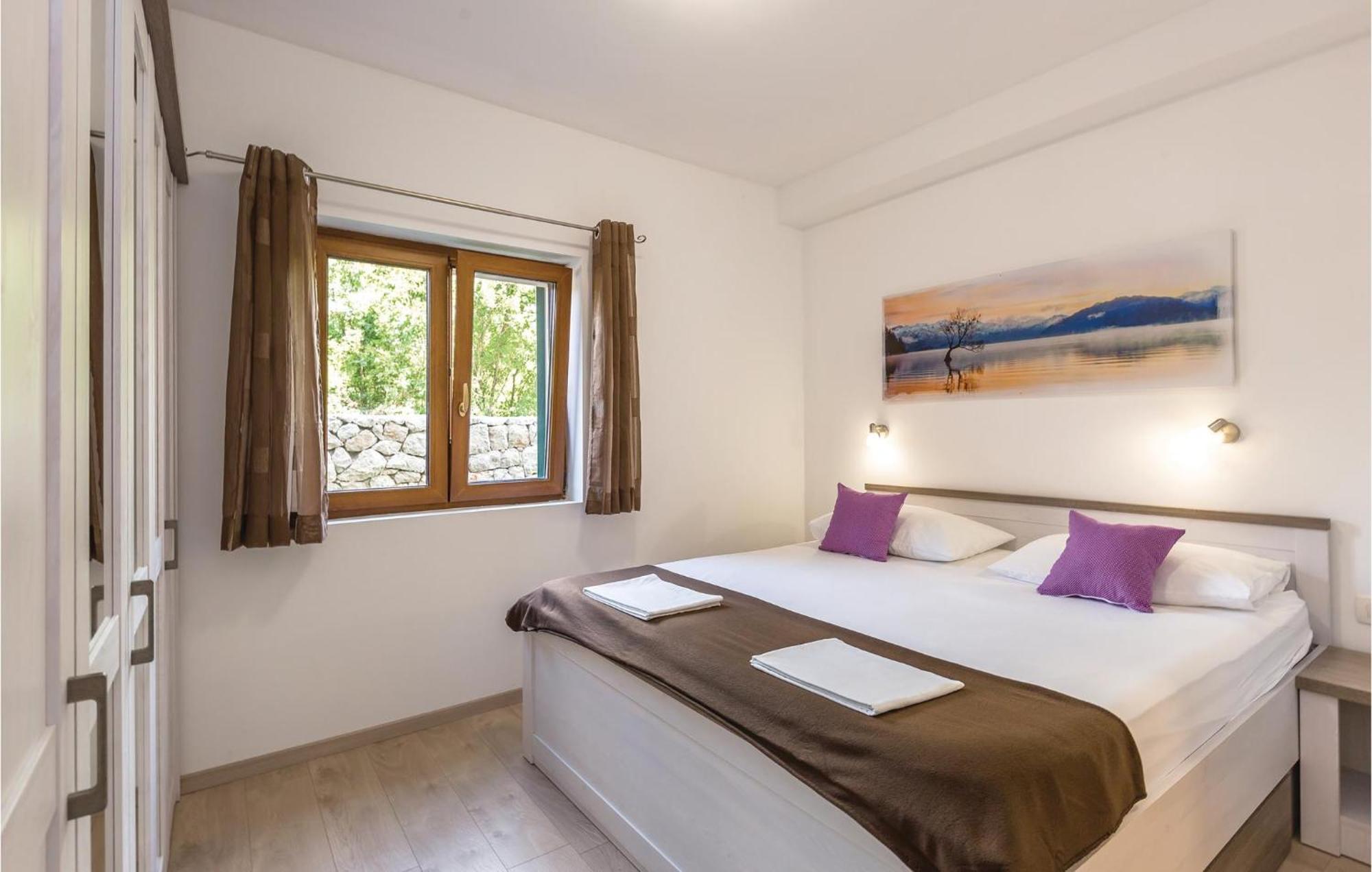 6 Bedroom Gorgeous Home In Zagvozd Esterno foto